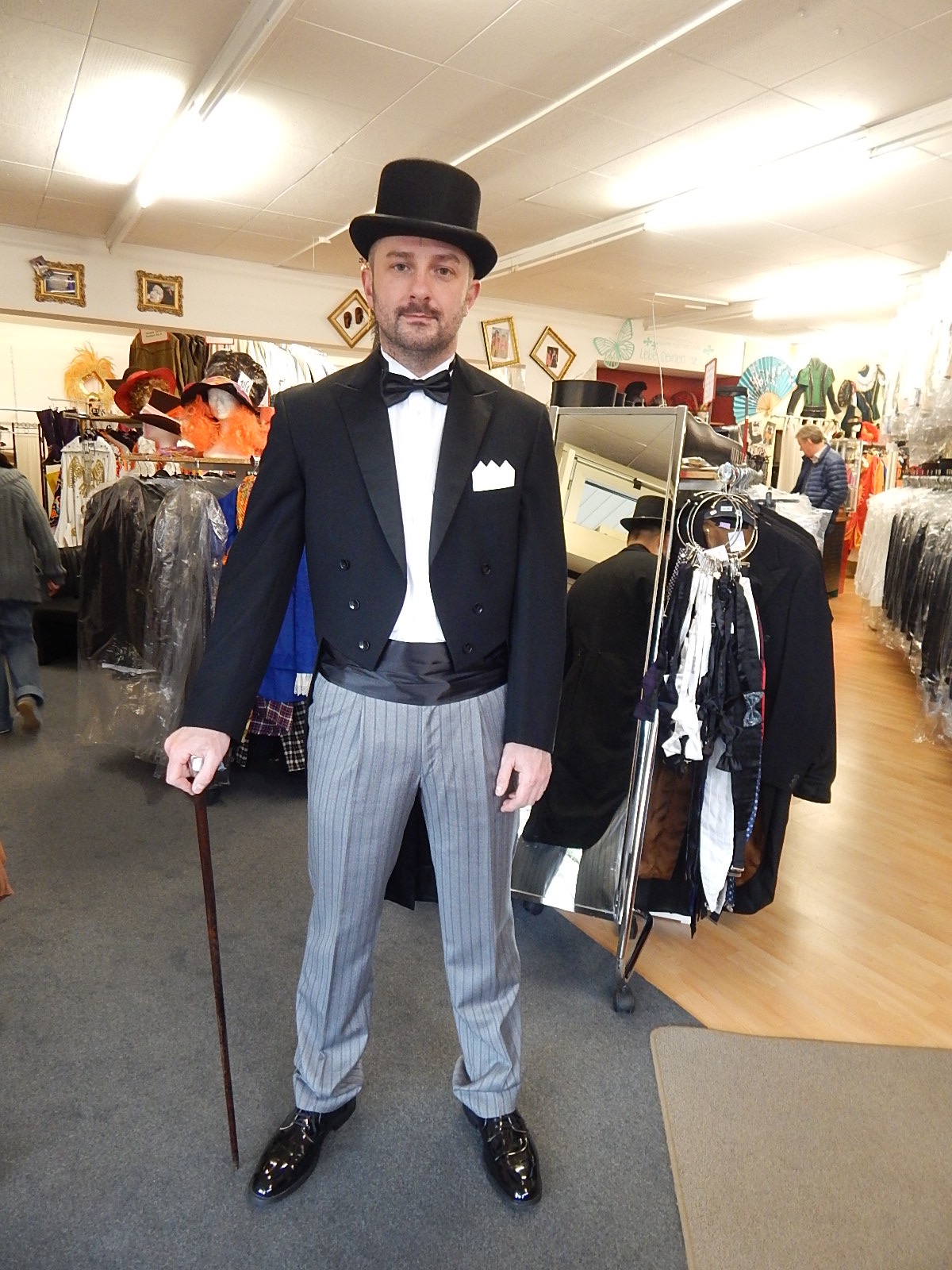 anzug leihen koeln hochzeit