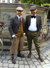 Kunden-Fotos 1 20er Jahre Oldtimer Kostüm