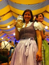 Kunden-Fotos 17 Dirndl zum Oktoberfest