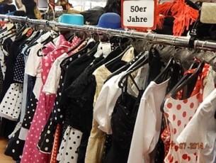 Über uns 87 50er Jahre Kleider