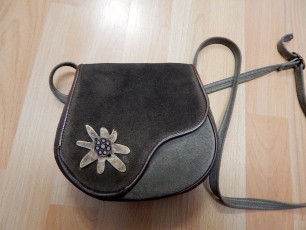 Taschen 1 Trachtentasche Leihgebühr 5,-€, Kaufpreis 35,-€