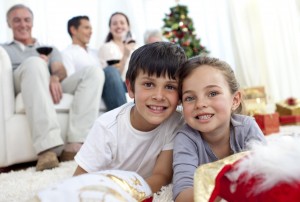 Wie die Kinder Oma und Opa zu Weihnachten überraschen können